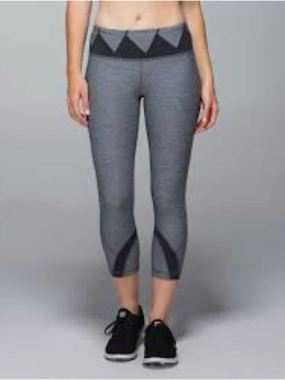 lululemon athletica Grey Capri Leggings with Black Accents 1233